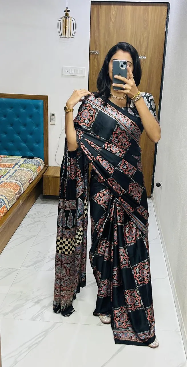 Buy New Supar Premium Saree in Surat - Reseller Bazzar